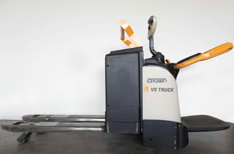 begagnad låglyftare från crown