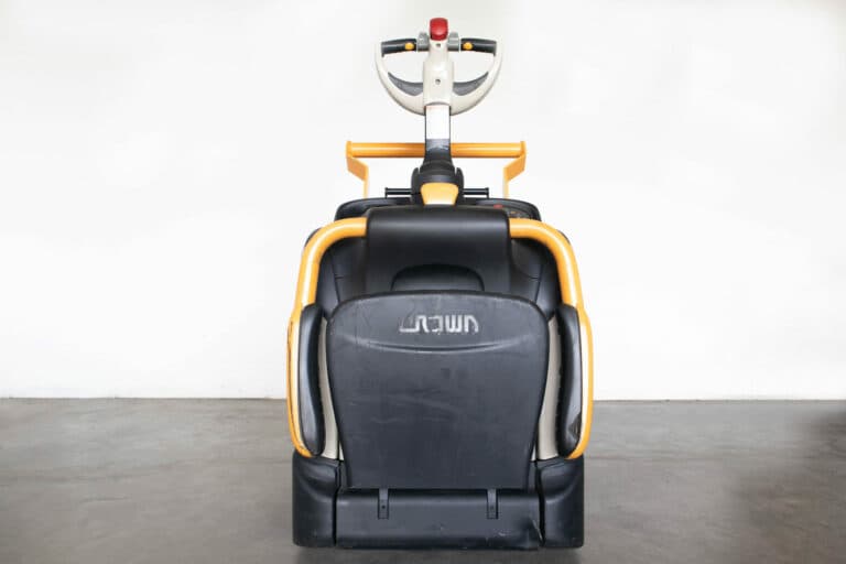 begagnad låglyftare från crown