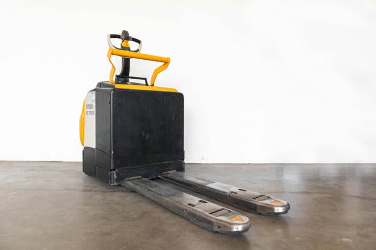 begagnad låglyftare från crown