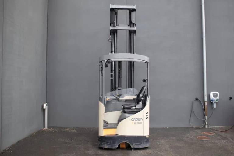 begagnad skjutstativtruck crown esr