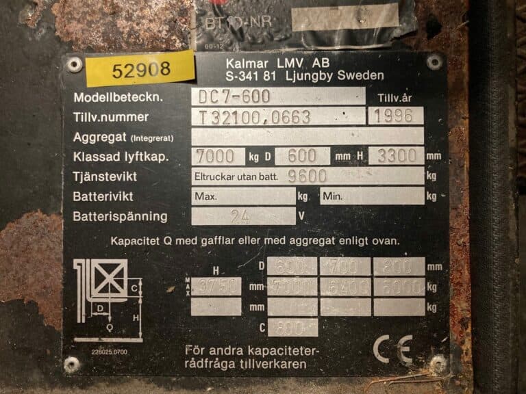 begagnad dieseldriven motviktstruck från Kalmar med hytt