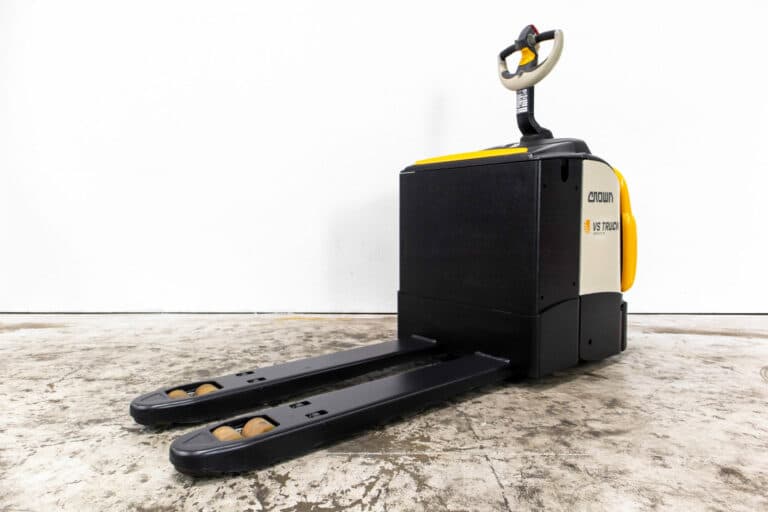 begagnad crown låglyftare WT3040