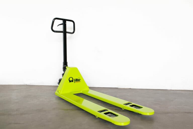 Gröna pramac pallyftare med låga gafflar