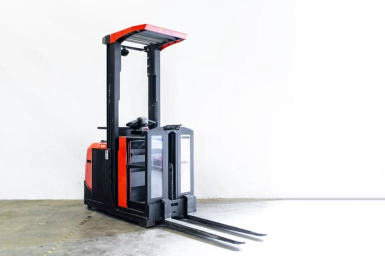 begagnad bt ome100n plocktruck från sidan