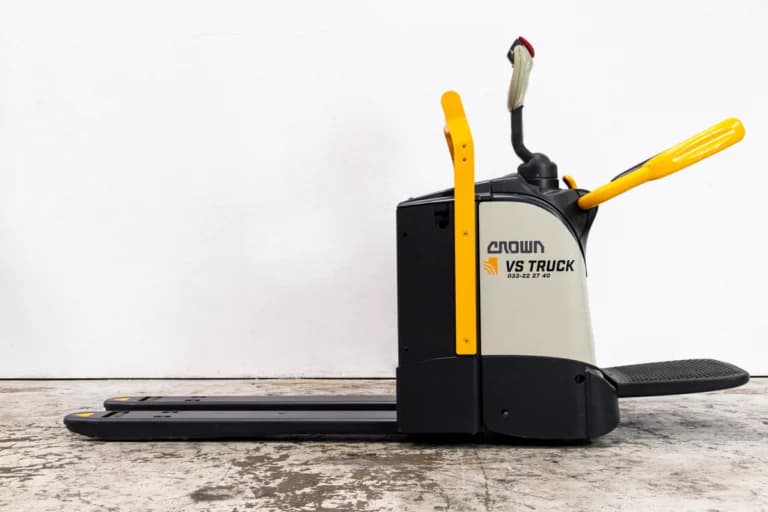 53086 Crown WT3040 E begagnad ledstaplare