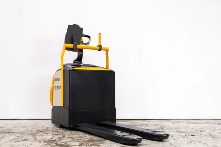 Crown WT3040-E begagnad låglyftare