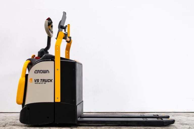 53087 Crown WT3040-E begagnad låglyftare