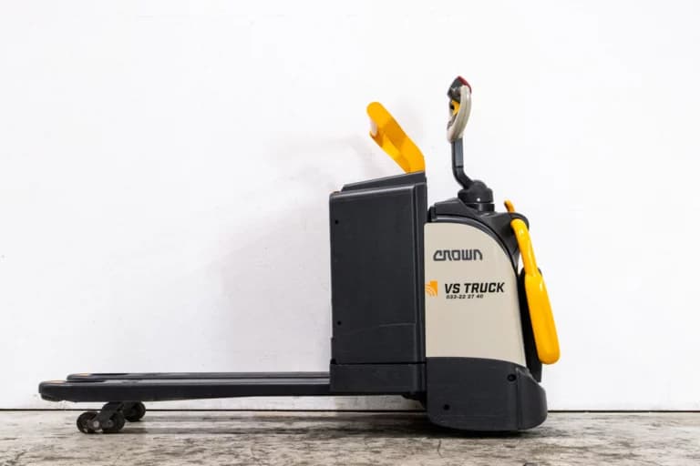 Crown WT3040-E begagnad låglyftare