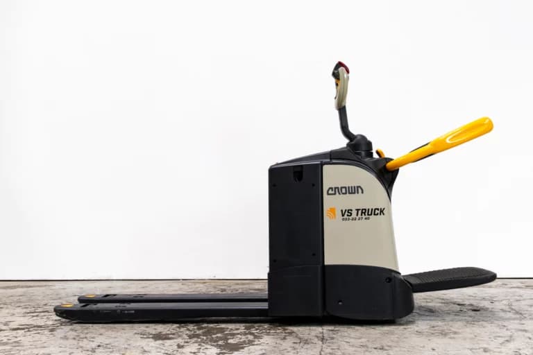 Crown wt3040 begagnad låglyftare med initiallyft