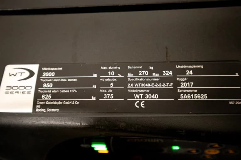 53177 begagnad crown dt 3040