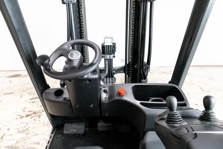 53209 Linde E16 ny motviktstruck hytt