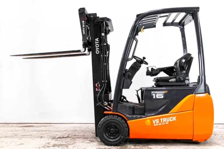 Toyota traigo 8FBEKT begagnad motviktstruck med frilyft