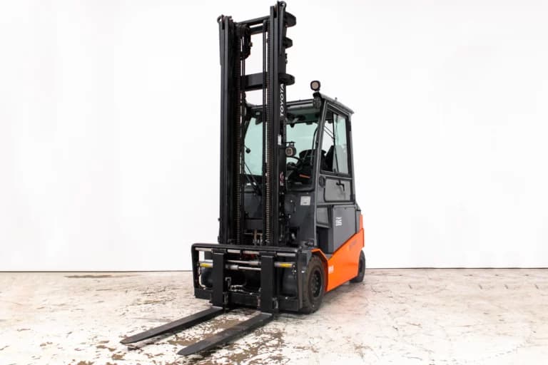 Toyota Traigo 8FBMKT35 begagnad motviktstruck