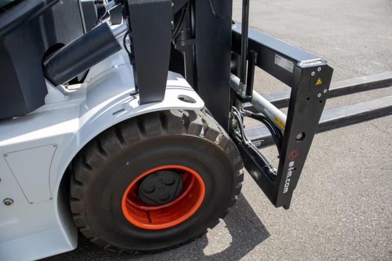 bobcat b80 8 tons motviktstruck