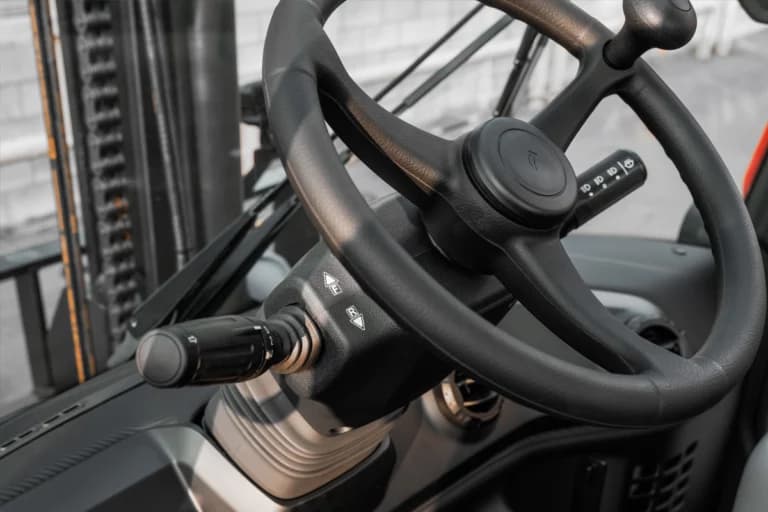 Ratten på en Bobcat D90S-9 Dieselmotviktstruck