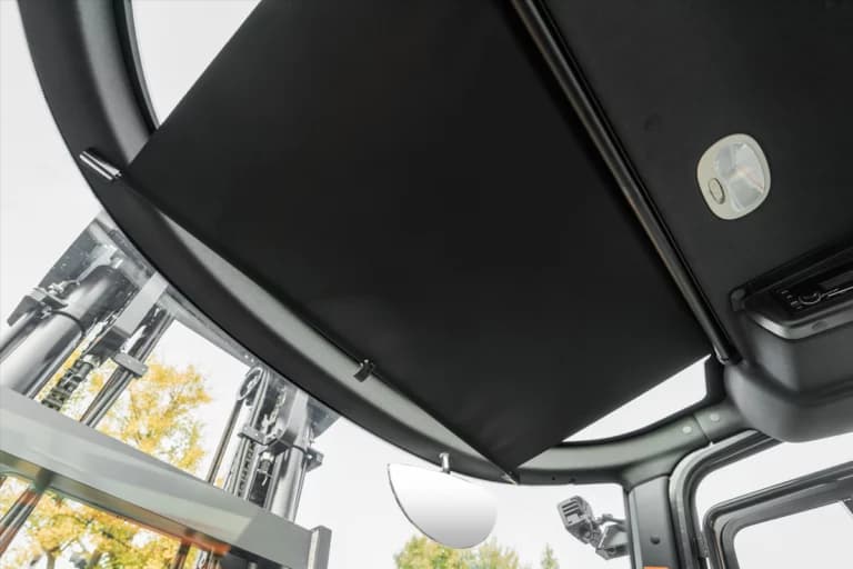 Fönster på en Bobcat D90S-9 Dieselmotviktstruck