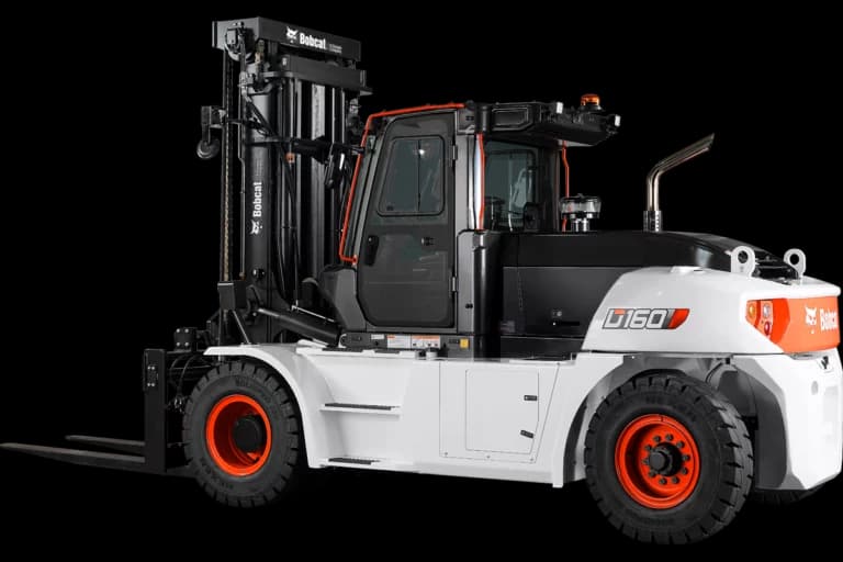 Bobcat D160S-9 diesel motviktstruck sedd snett bakifrån